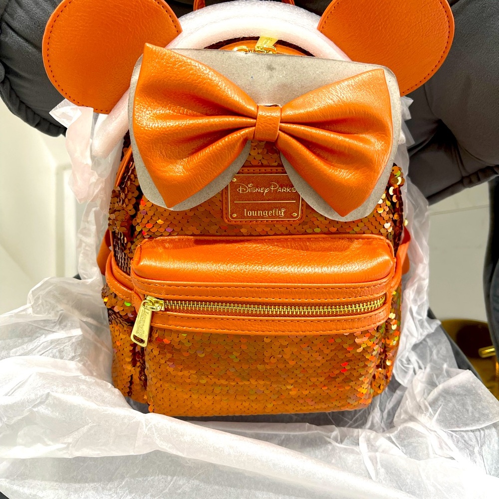Disney Parks Minnie Mouse Sequined Loungefly Mini Backpack Peach Punch New